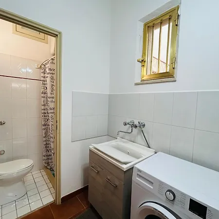 Garden Paradise Near The Sandy Beach, Parking & Wifi *