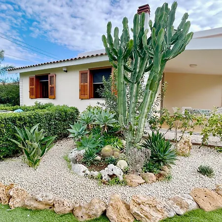 Holiday home Garden Paradise Near The Sandy Beach, Parking & Wifi